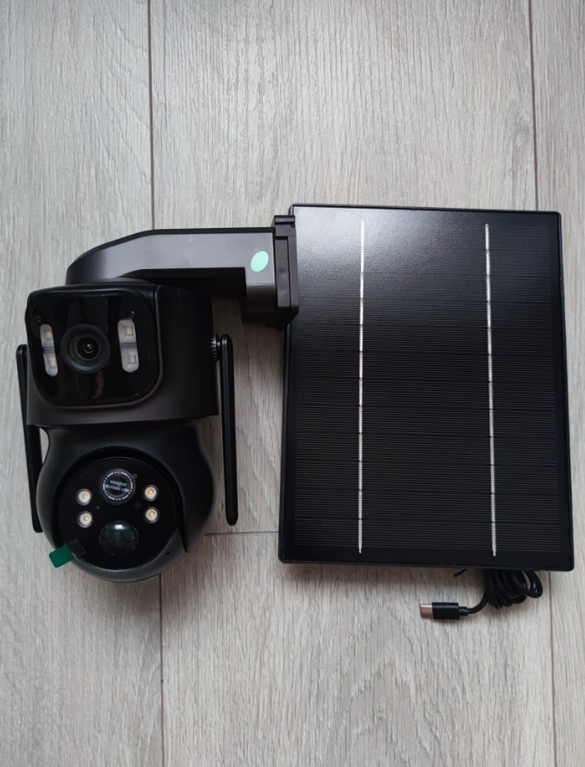 Outdoor‑Kamera mit zwei Objektiven, WI‑FI und Solarbatterie
